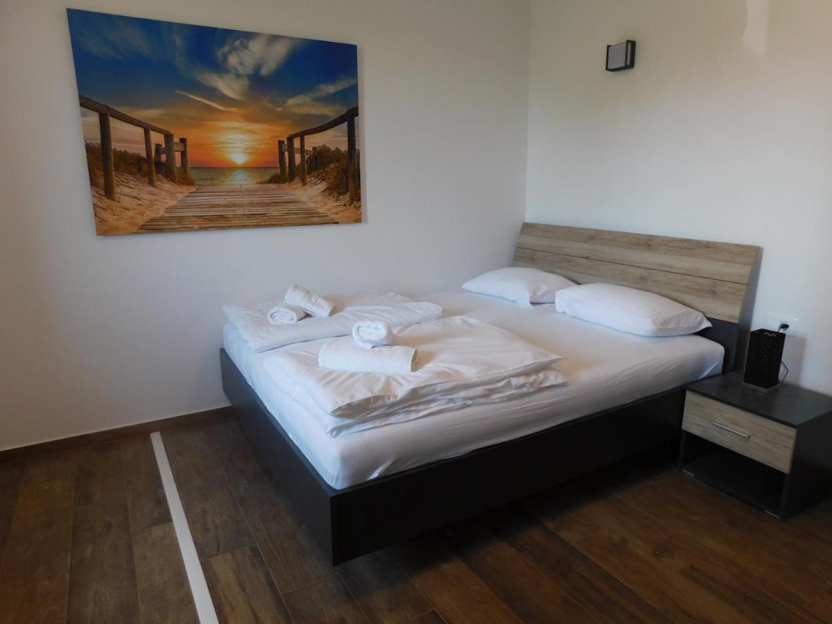 Active Chillax Oasis Apartments Ankaran Exterior foto